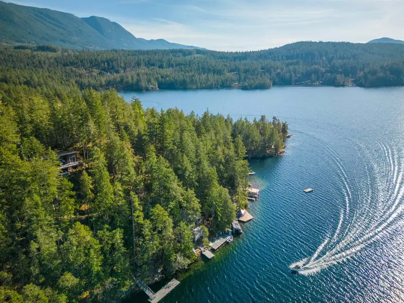 8444 WEST SAKINAW LAKESHORE WAY - photo 2 of 25