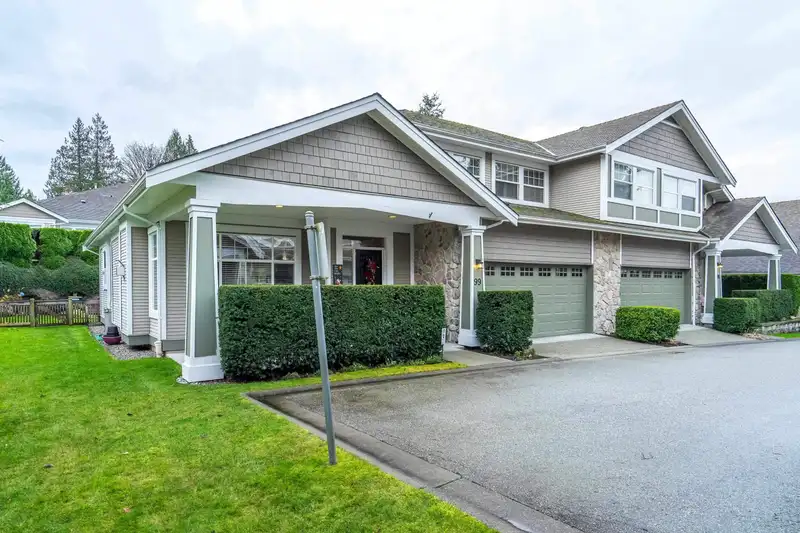 99 3500 144 STREET - photo 2 of 40