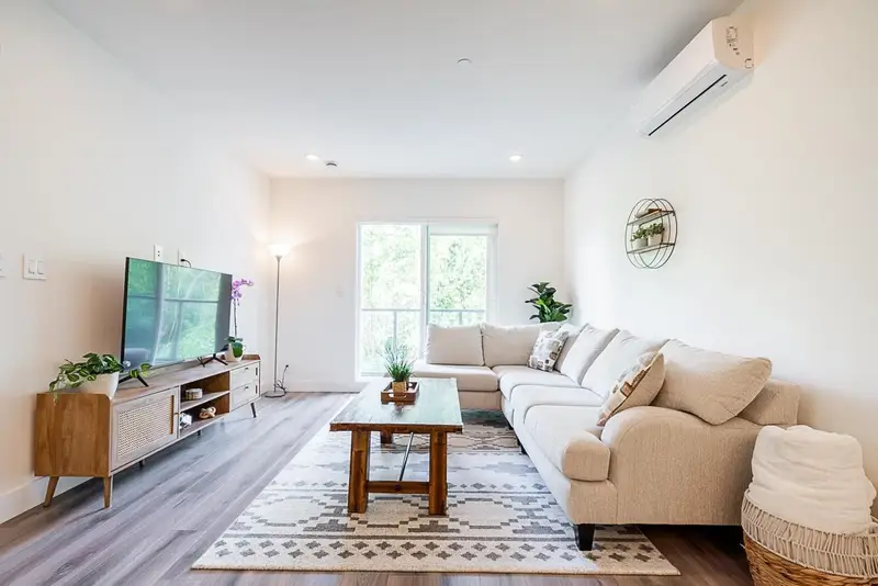 B311 8447 202 STREET - photo 3 of 25