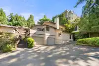104 12749 16 AVENUE - thumbnail 1