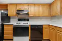 104 12749 16 AVENUE - thumbnail 12