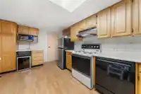104 12749 16 AVENUE - thumbnail 14