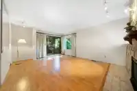 104 12749 16 AVENUE - thumbnail 3