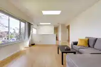 15568 THRIFT AVENUE - thumbnail 5