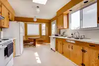 15568 THRIFT AVENUE - thumbnail 7