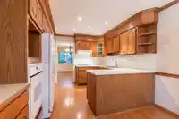 3 1660 148 STREET - thumbnail 12
