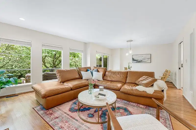 1454 STEVENS STREET - photo 4 of 30