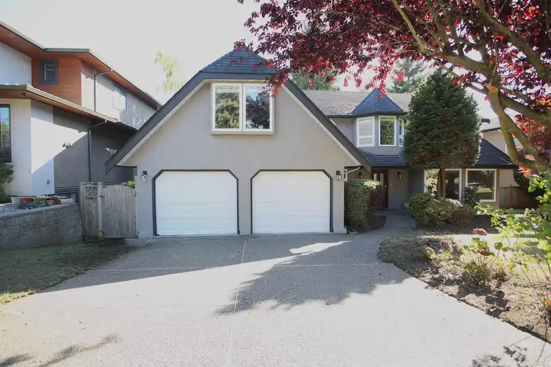 13572 14A AVENUE - photo 1 of 21