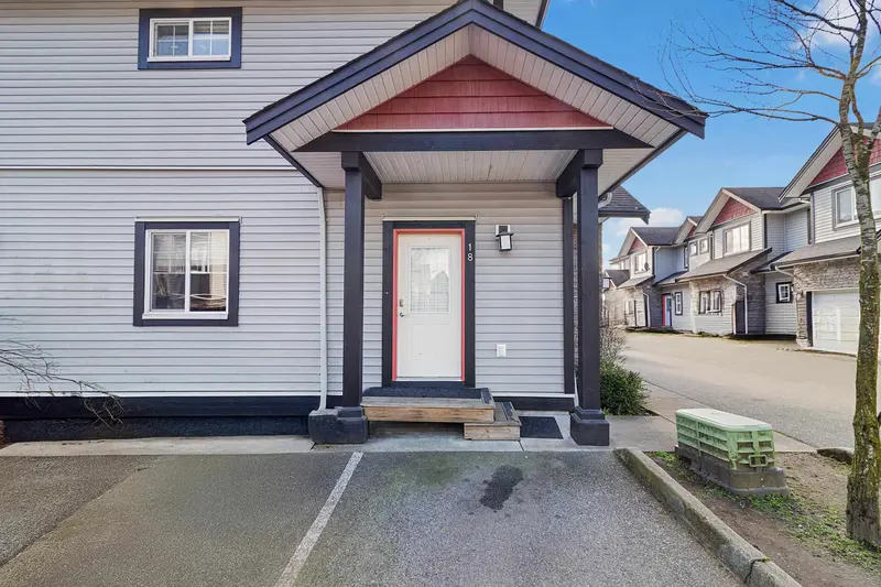 18 31235 UPPER MACLURE ROAD - photo 3 of 25