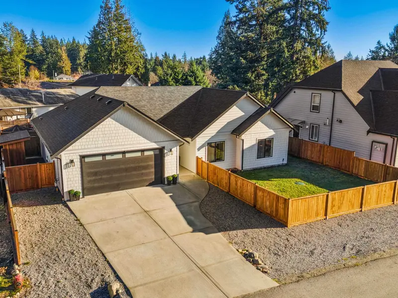 510 JORDAN WAY - photo 2 of 25