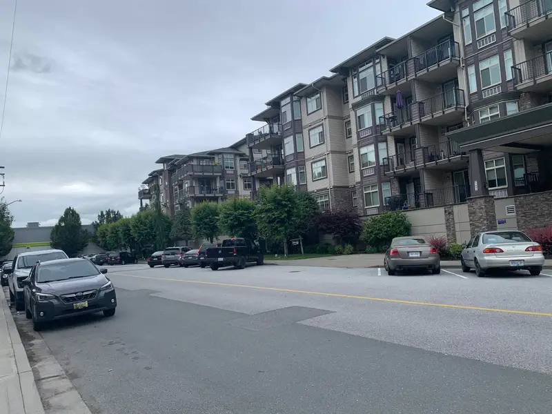 407 45893 CHESTERFIELD AVENUE - photo 2 of 22