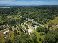 17643 24 AVENUE - thumbnail 6