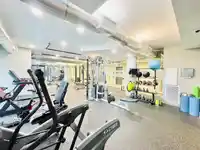 303 1588 JOHNSTON ROAD - thumbnail 24
