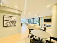 303 1588 JOHNSTON ROAD - thumbnail 35