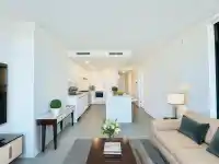303 1588 JOHNSTON ROAD - thumbnail 6