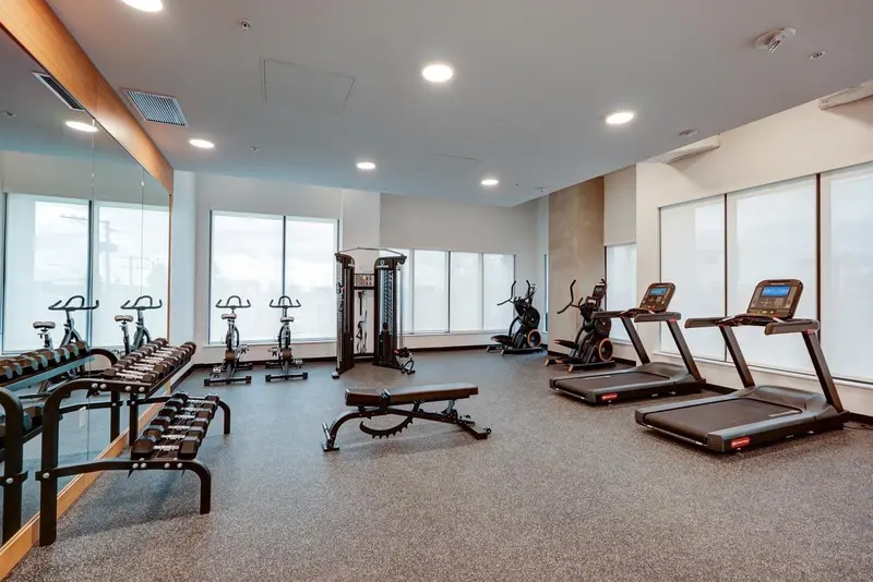 601 8188 FRASER STREET - photo 2 of 3