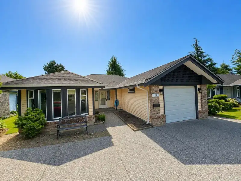 118 14220 19A AVENUE - photo 1 of 9
