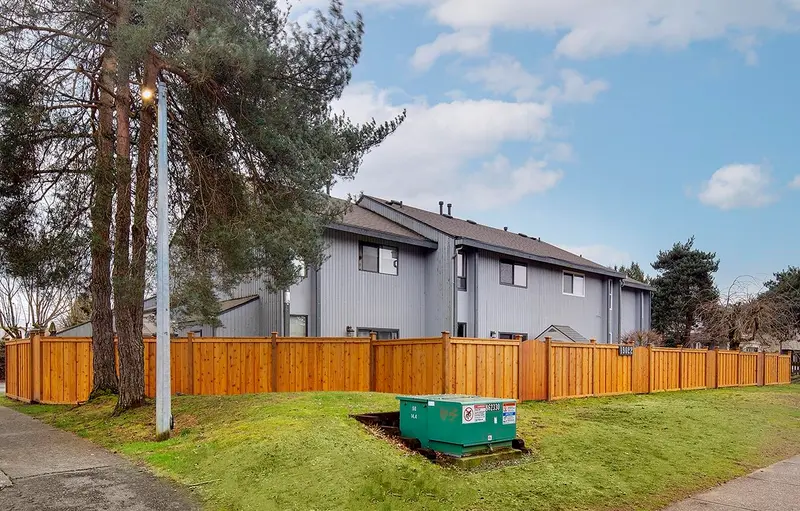 3 19022 119B AVENUE - photo 1 of 25