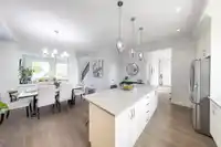 16586 21 AVENUE - thumbnail 5