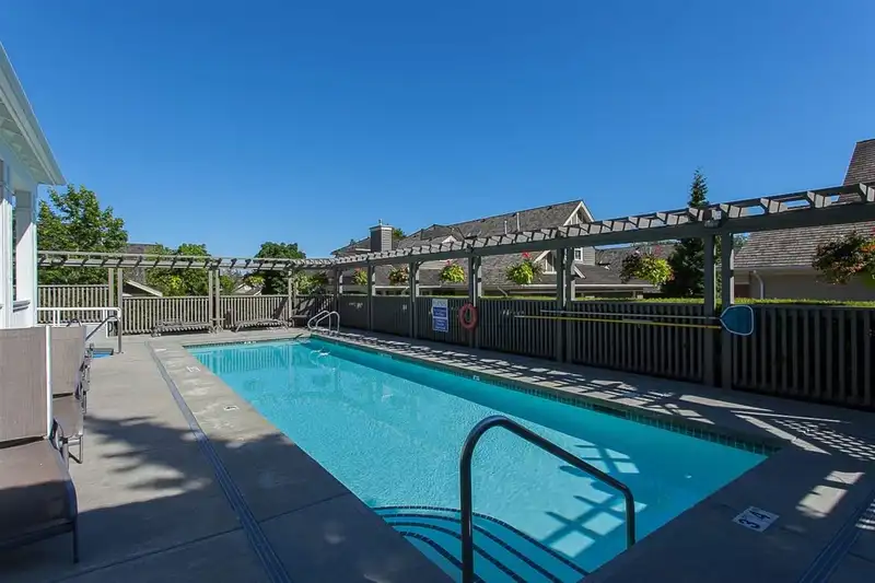 92 15500 ROSEMARY HEIGHTS CRESCENT - photo 2 of 35