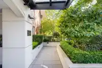 207 2950 KING GEORGE BOULEVARD - thumbnail 3