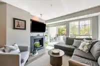 207 2950 KING GEORGE BOULEVARD - thumbnail 6
