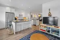 16447 24 AVENUE - thumbnail 5