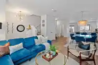 16447 24 AVENUE - thumbnail 10
