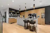 14559 MARINE DRIVE - thumbnail 11