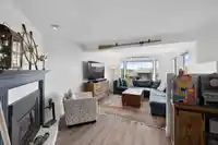 7 14985 VICTORIA AVENUE - thumbnail 5