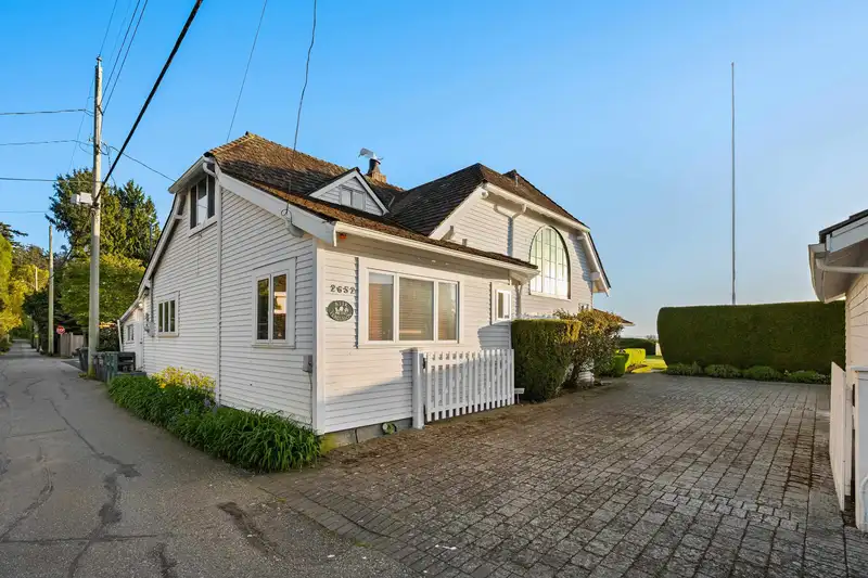2652 O'HARA LANE - photo 4 of 40