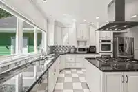 2654 133 STREET - thumbnail 11