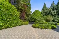 2654 133 STREET - thumbnail 3