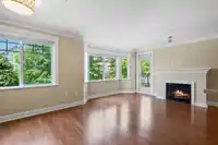207 15357 ROPER AVENUE - thumbnail 2