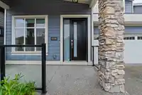 17138 0A AVENUE - thumbnail 4