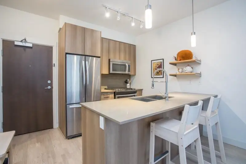 417 7058 14TH AVENUE - photo 3 of 25