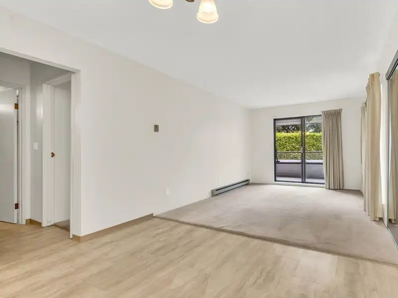 109 1341 GEORGE STREET - photo 2 of 29