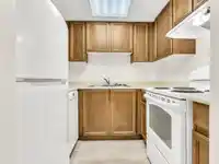 109 1341 GEORGE STREET - thumbnail 13