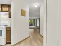 109 1341 GEORGE STREET - thumbnail 16