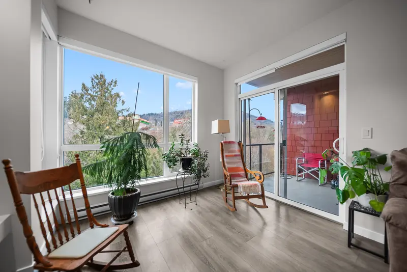 404 2238 WHATCOM ROAD - photo 2 of 25