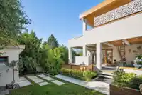 828 STEVENS STREET - thumbnail 1