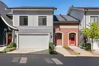 74 15677 28 AVENUE - thumbnail 1