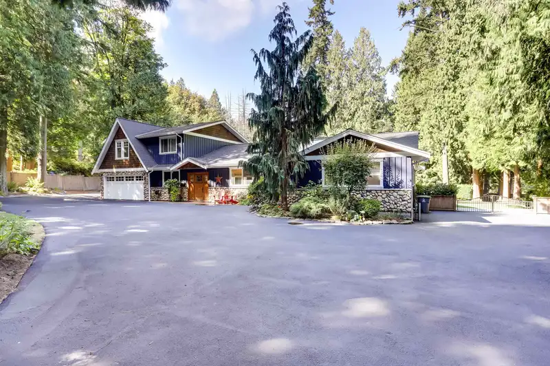 14084 GREENCREST DRIVE - photo 2 of 40