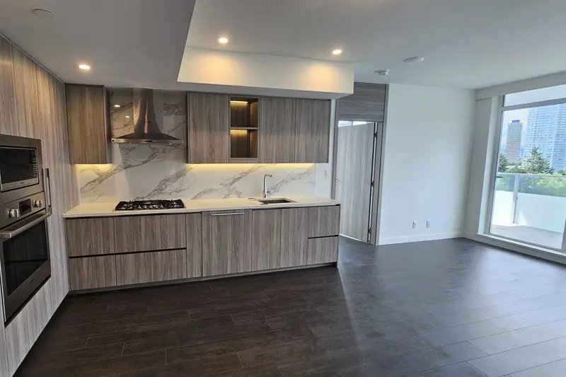 910 13778 100 AVENUE - photo 3 of 25