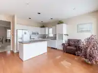 1155 VIDAL STREET - thumbnail 8
