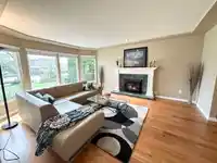 14897 22 AVENUE - thumbnail 3