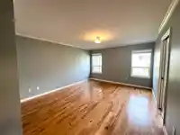 14897 22 AVENUE - thumbnail 8