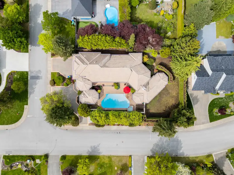 2262 133A STREET - photo 2 of 40
