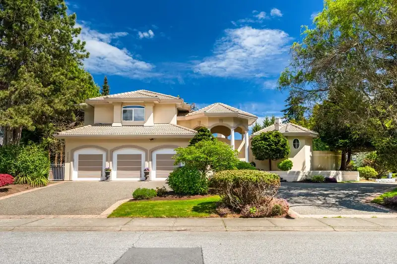 2262 133A STREET - photo 4 of 40