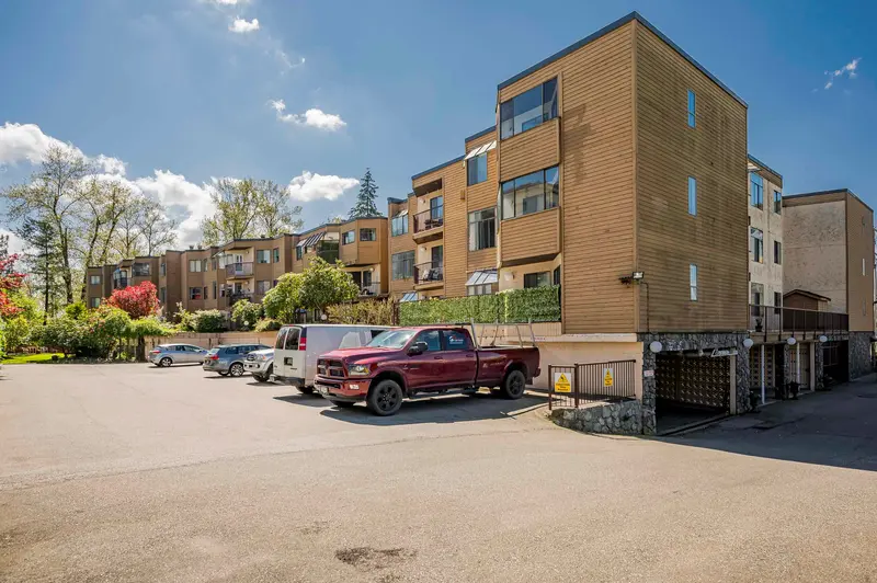 32 11900 228 STREET - photo 3 of 25